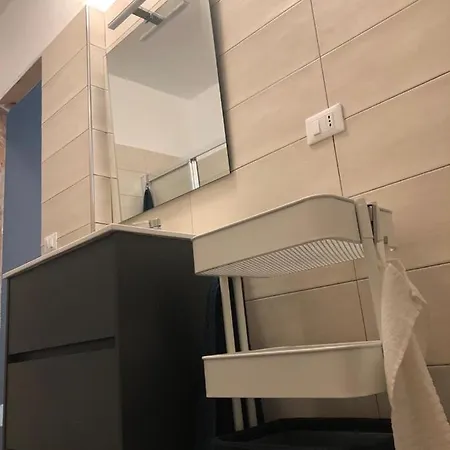 Апартаменты Wally's House *